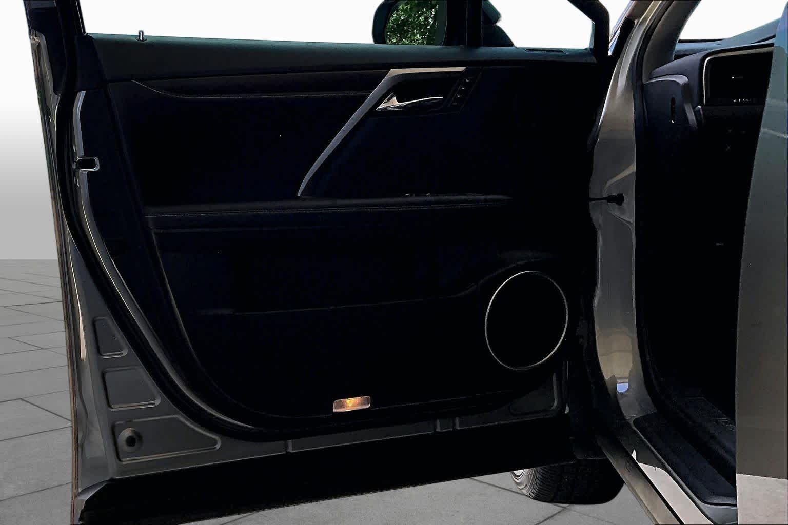 Used 2020 Atomic Silver Lexus  image 22