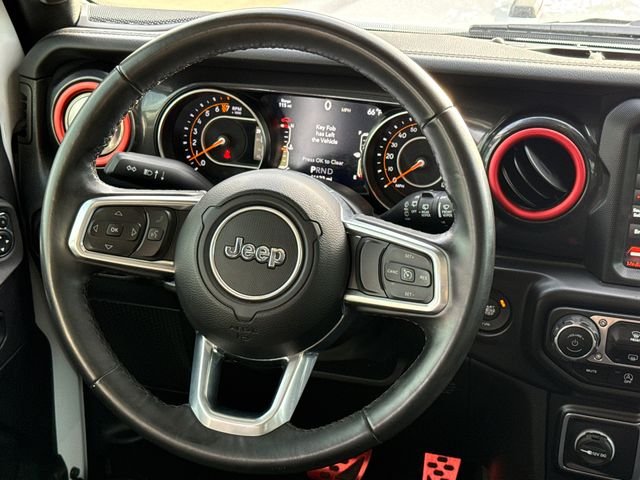 Used 2022 White Jeep Unlimited Sahara Altitude image 13