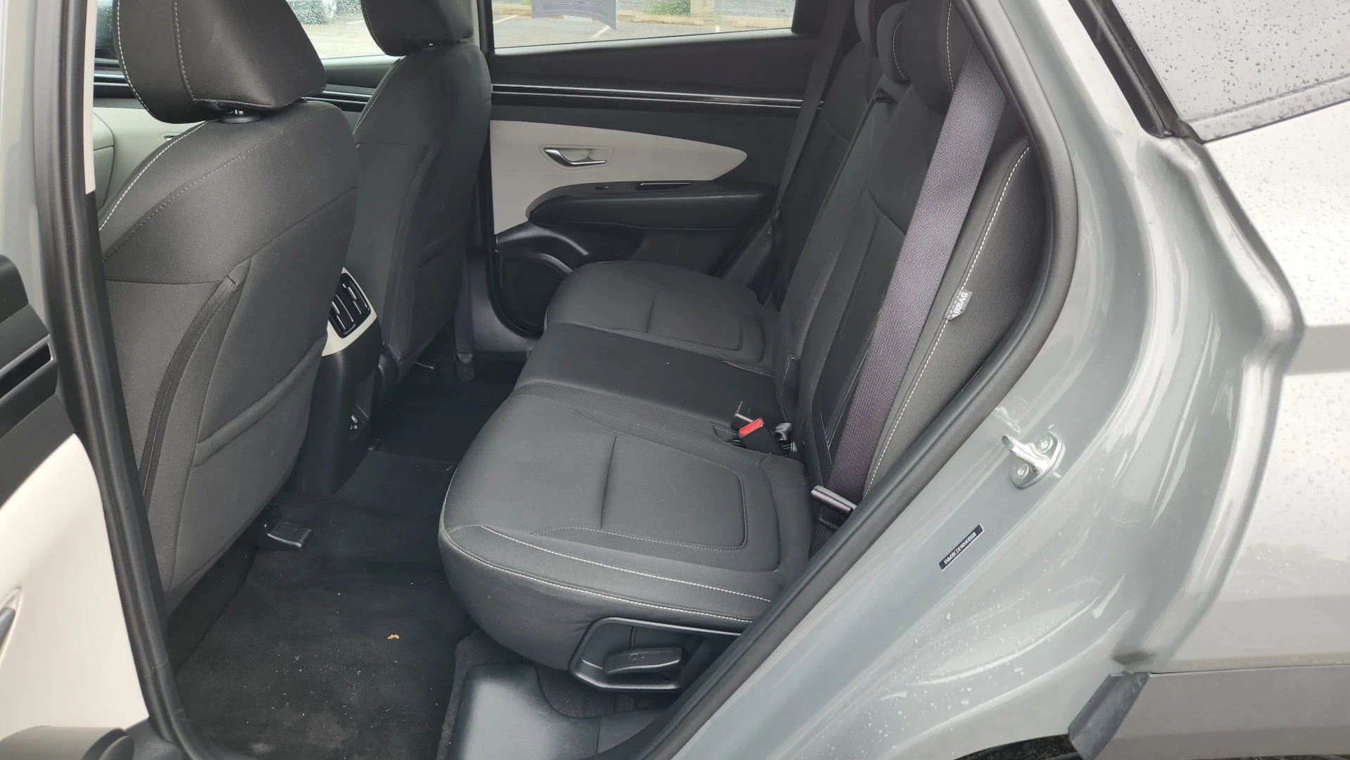 Used 2024 Hampton Gray Hyundai SEL image 20