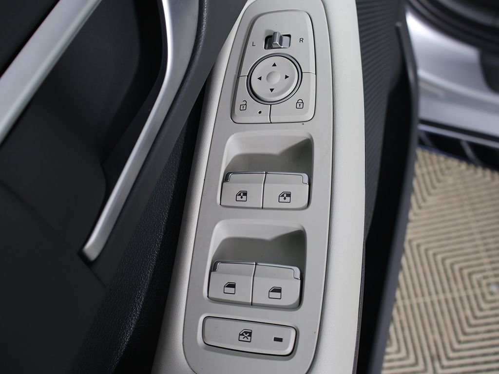 Certified Used 2024 Silver Hyundai SEL image 31