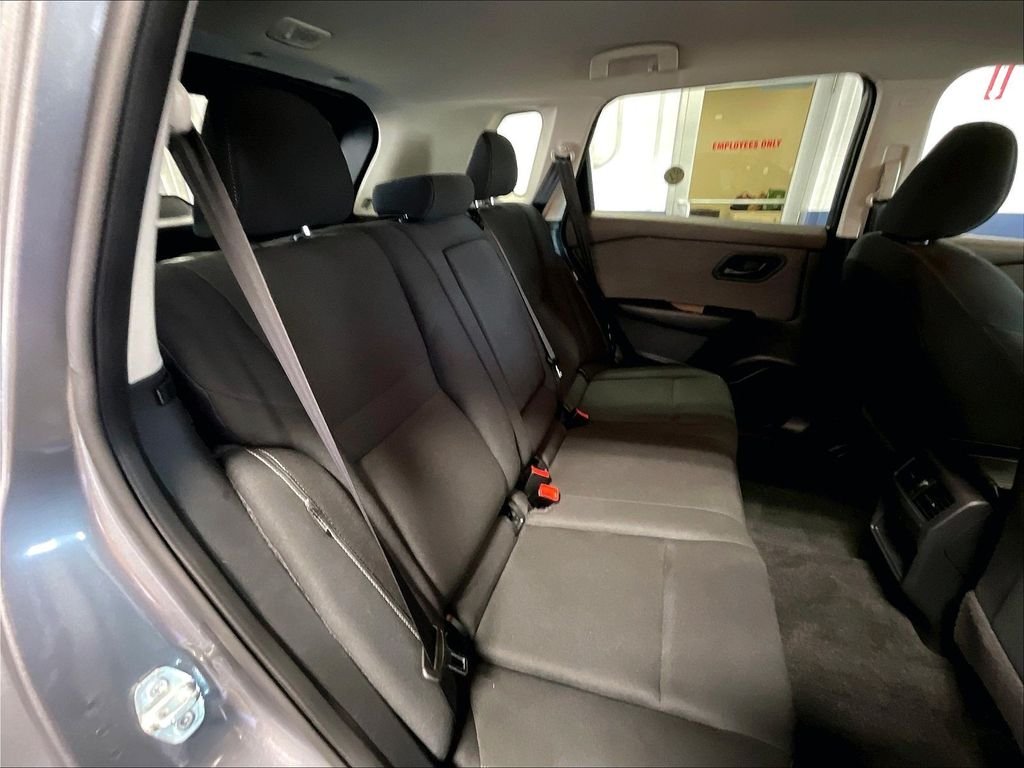 Used 2023 Gray Nissan S image 16