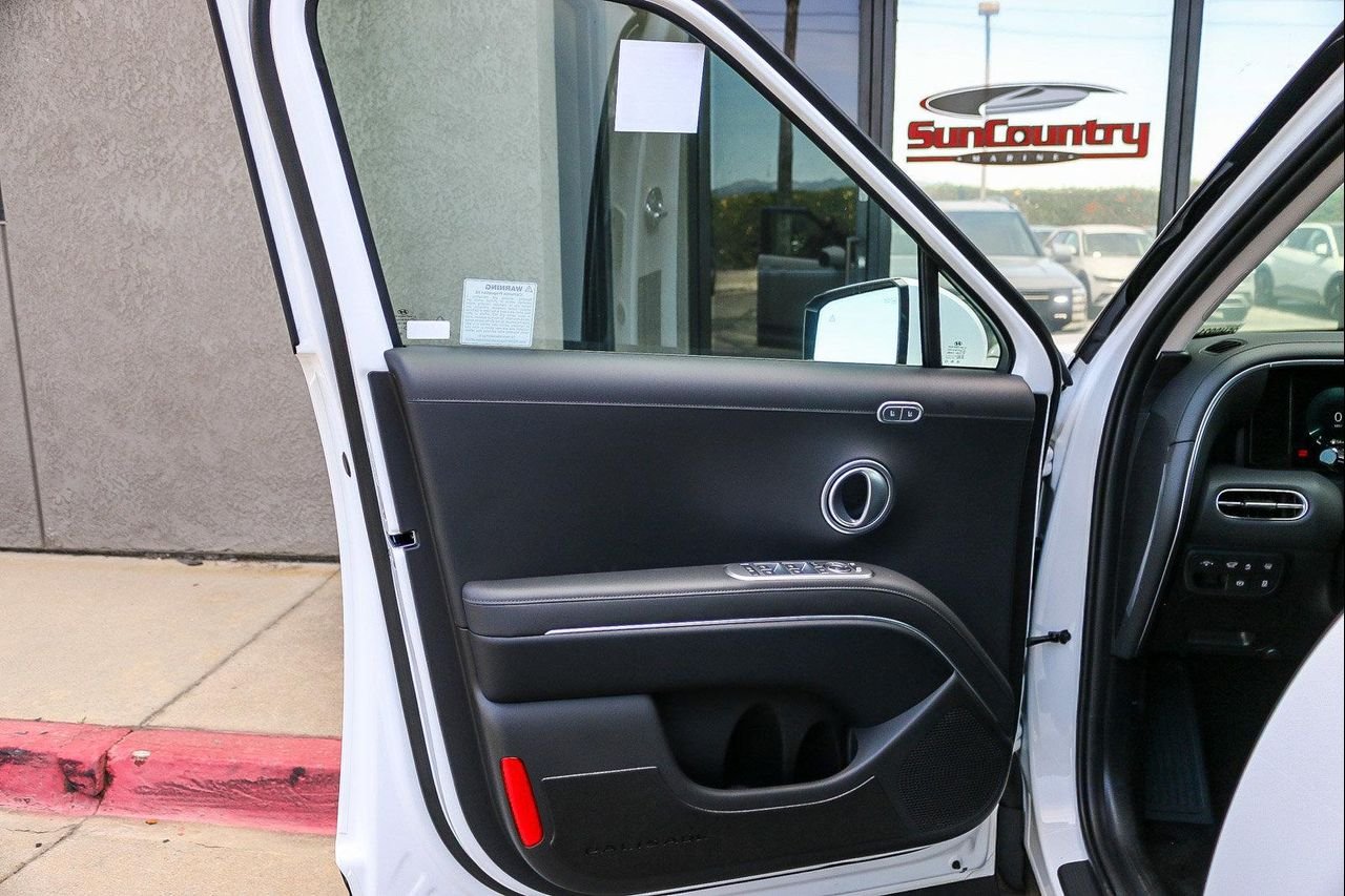New 2026 White Hyundai SEL Premium image 24
