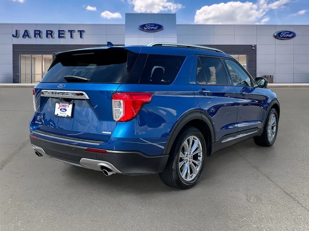 Used 2020 Blue Ford Limited image 7
