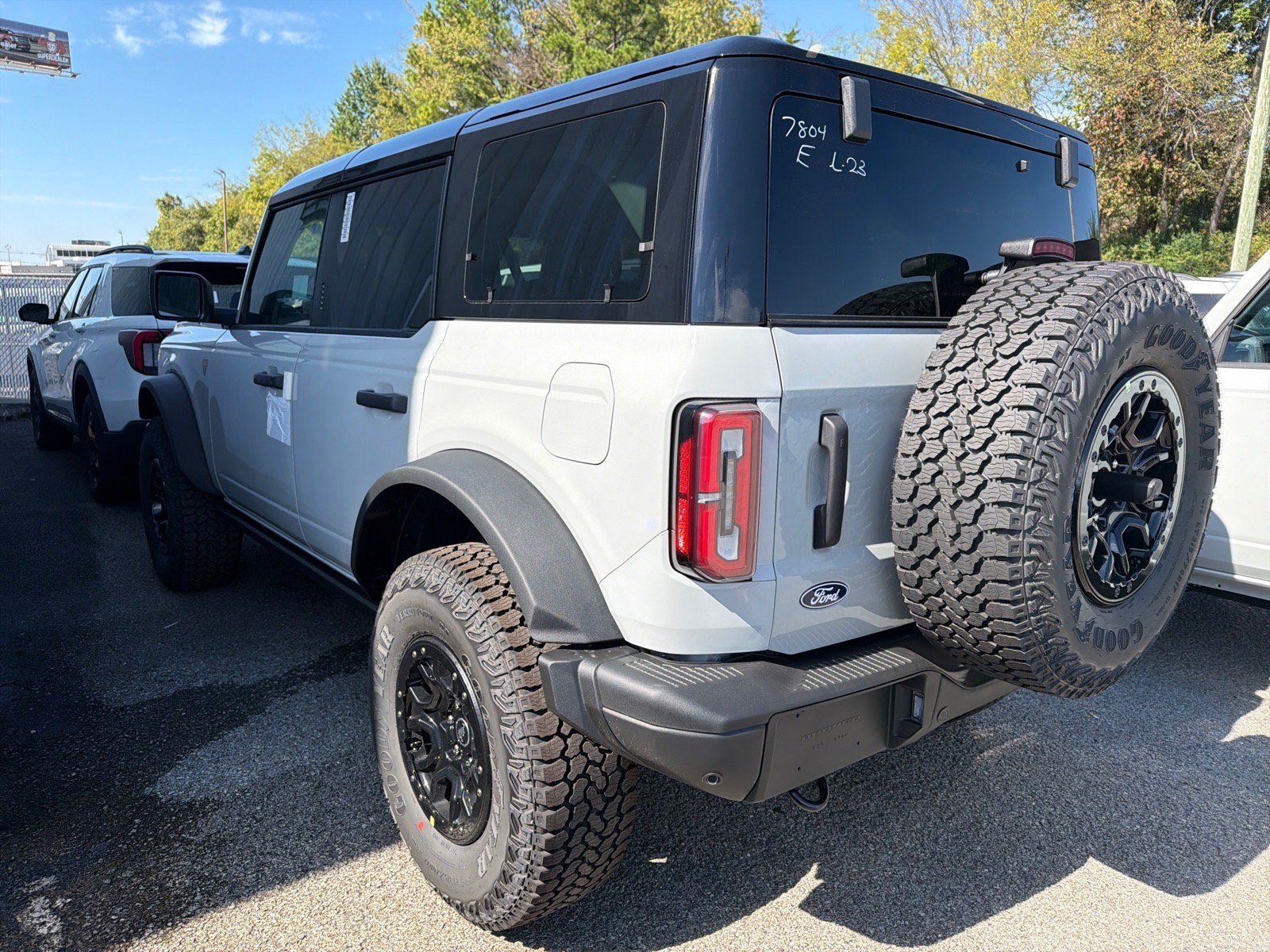 New 2026 Avalanche Gray Ford Badlands® image 5