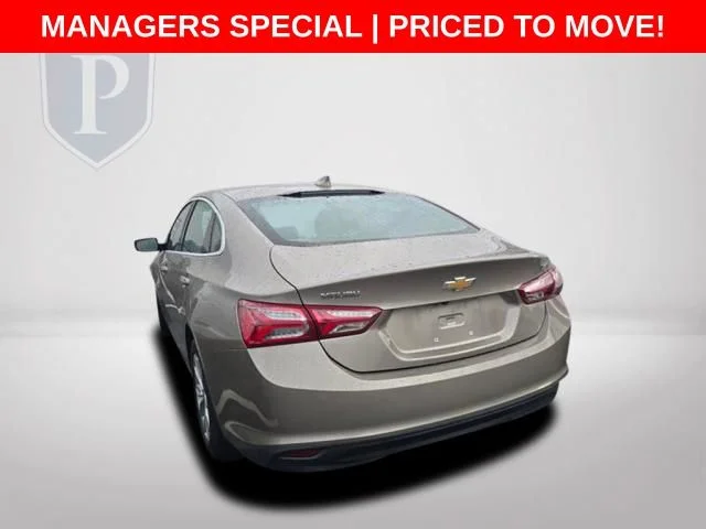 Used 2022 Gray Chevrolet LT image 9