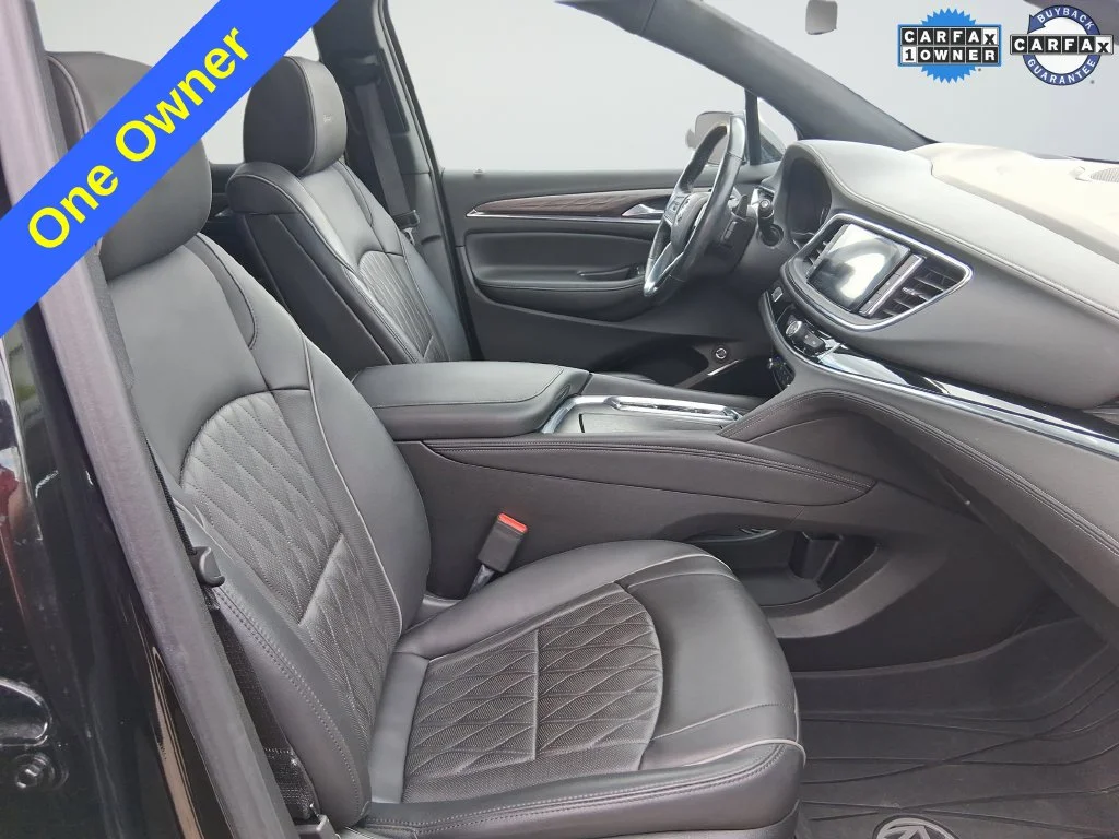 Used 2023 Black Buick Avenir image 25