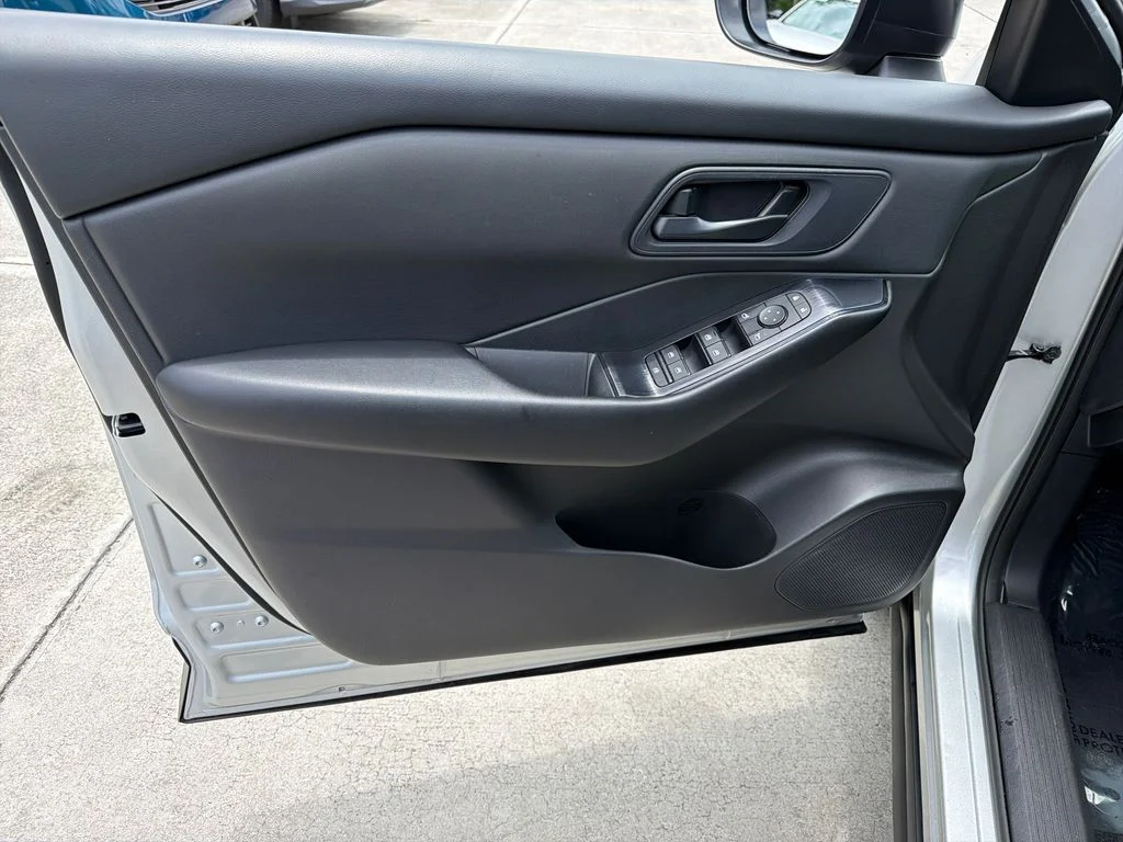 Certified Used 2024 Silver Nissan S image 14
