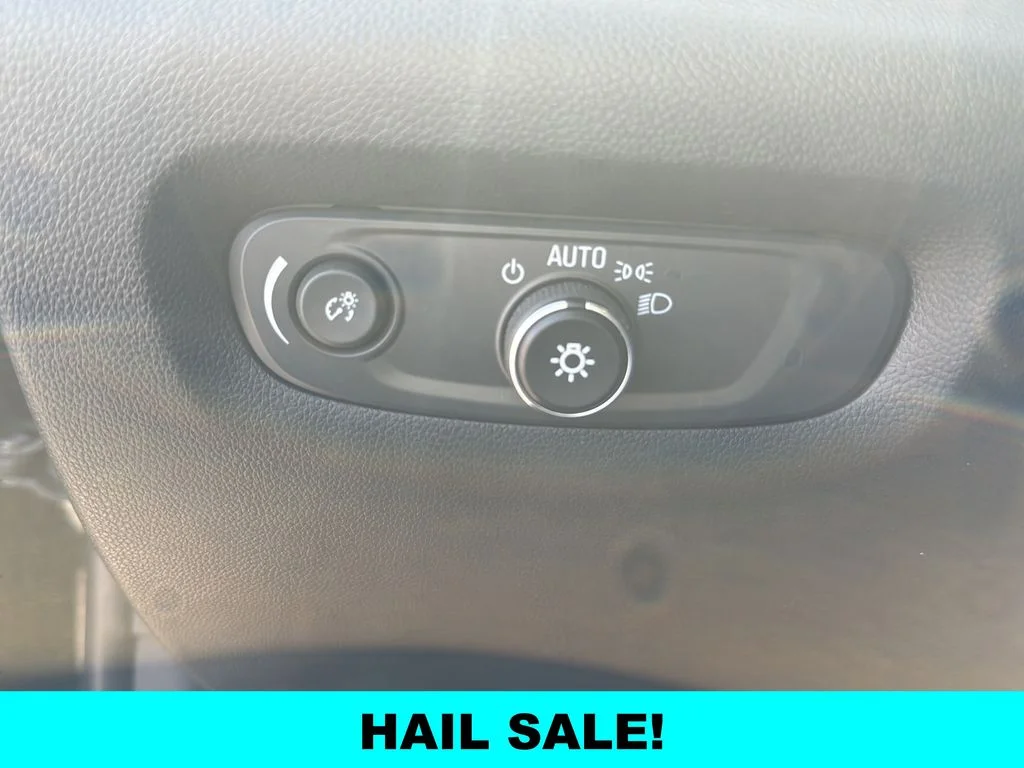 Used 2022 Black Chevrolet LT image 18