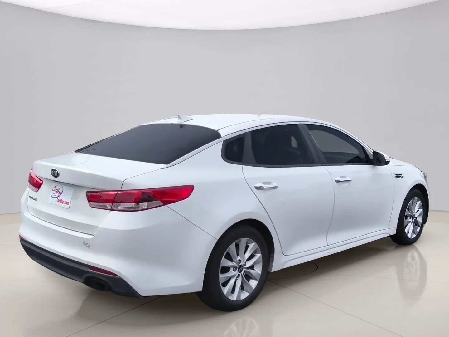 Used 2016 White Kia LX image 5