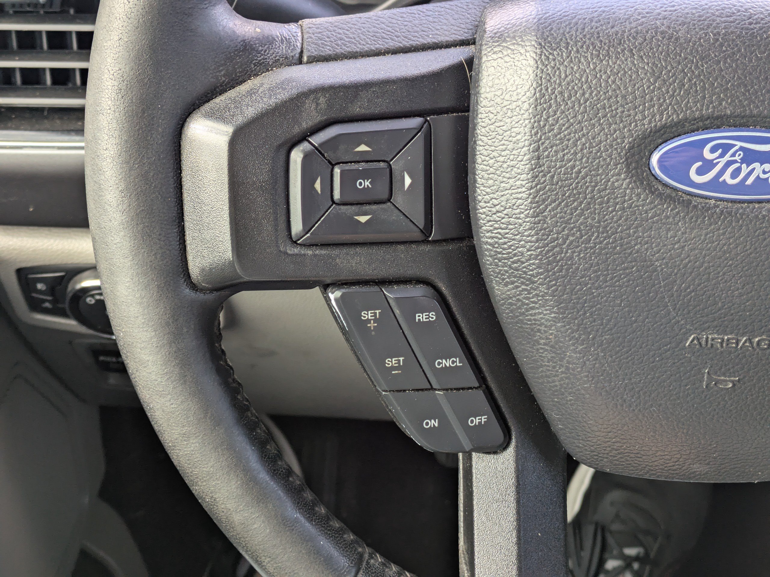 Used 2019 Blue Jeans Metallic Ford XLT image 17
