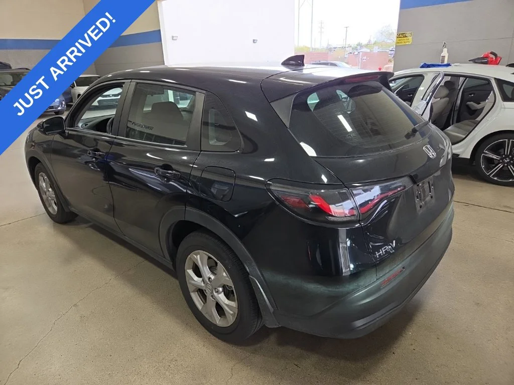 Certified Used 2024 Crystal Black Pearl Honda LX image 4
