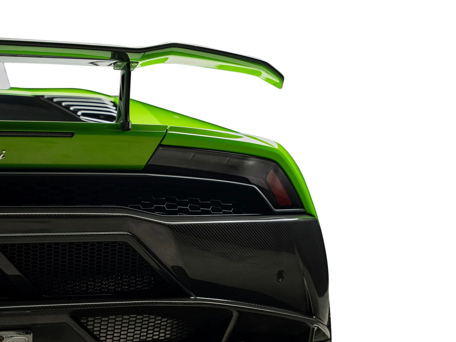 Used 2015 Green Lamborghini LP610-4 image 13