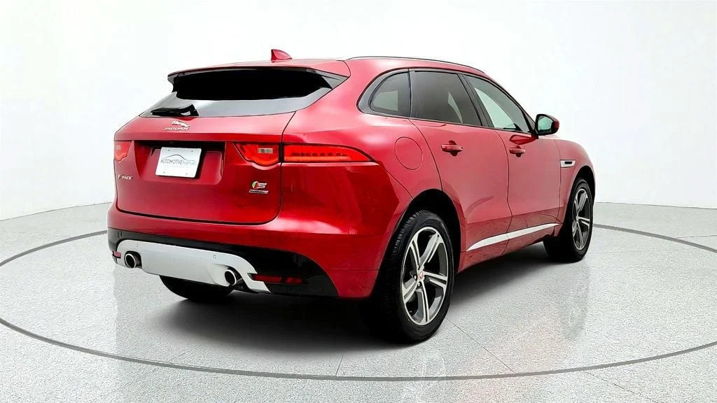 Used 2018 Firenze Red Metallic Jaguar S AWD image 5