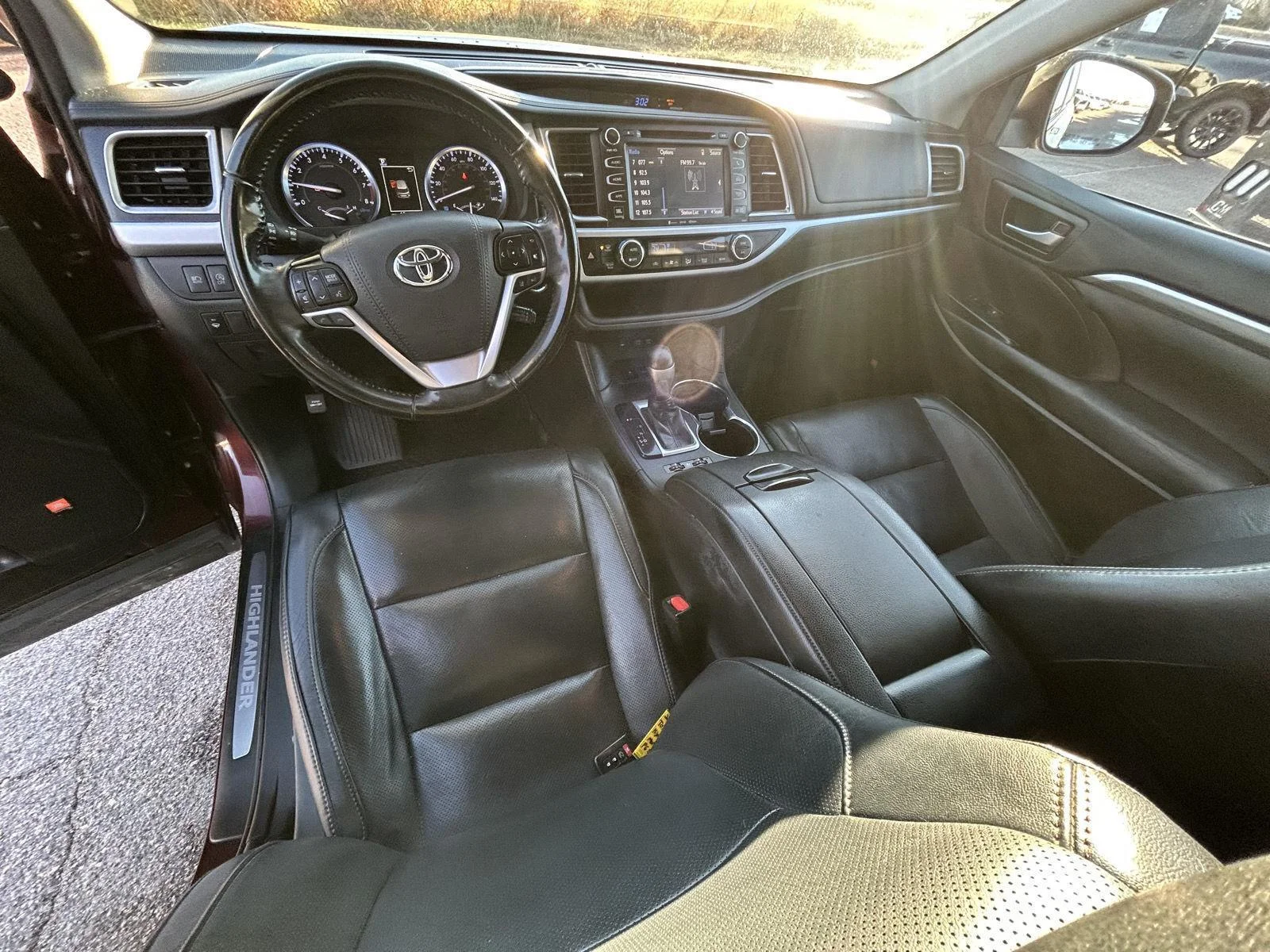 Used 2019 Red Toyota Limited image 10
