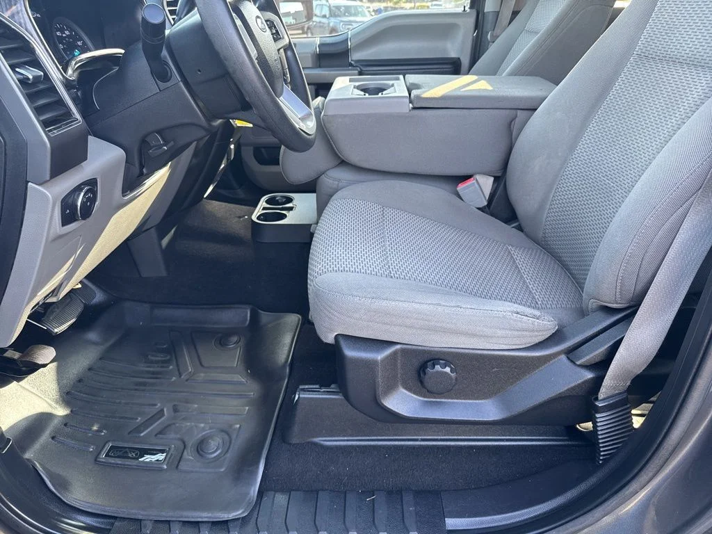 Used 2019 Magnetic Metallic Ford XLT image 16