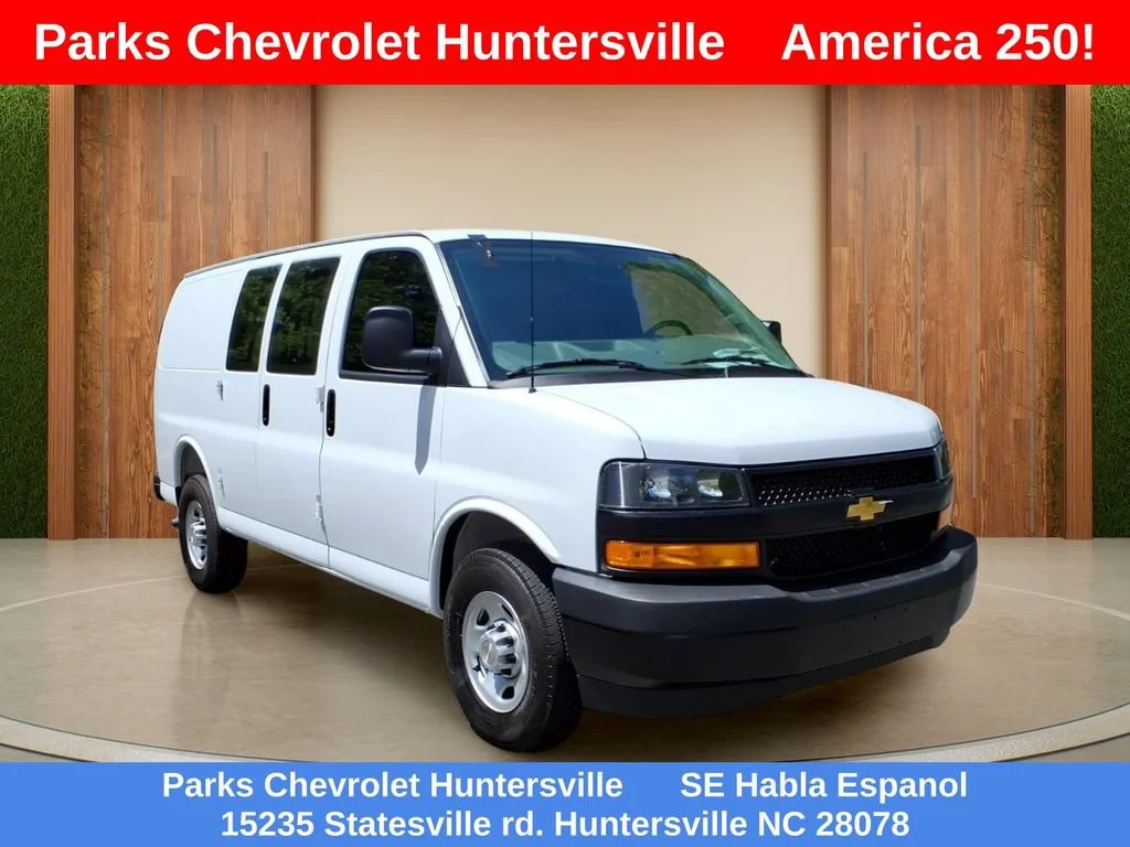 New 2026 Summit White Chevrolet WT image 1