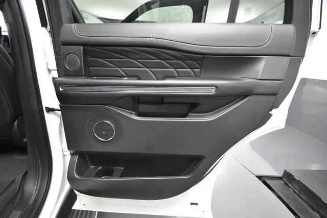 Used 2024 White Ford Platinum image 37