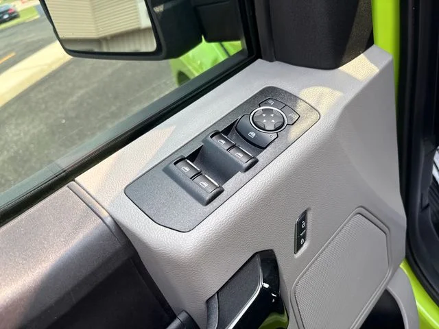 Used 2019 Black Ford XL image 17