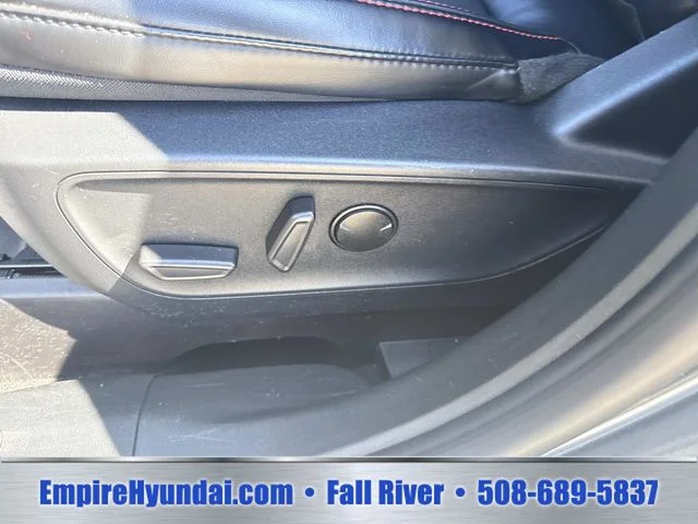 2025 Ford Escape ST-Line Select - Photo 19
