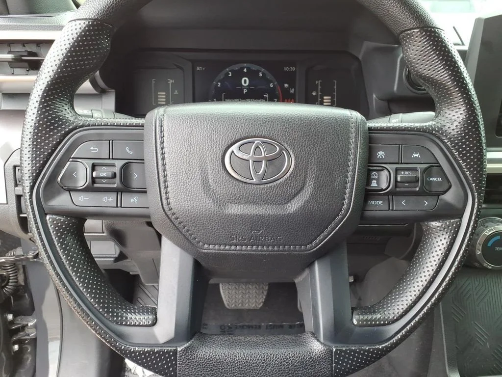 Used 2026  Toyota SR5 image 22