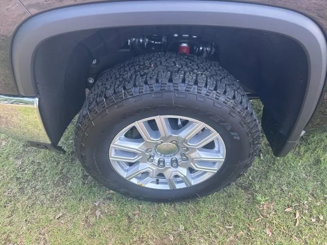 2025 Chevrolet Silverado 2500 HD LT - Photo 12