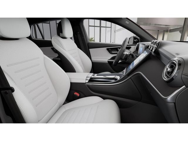 Used 2026 Red Mercedes-Benz GLC 300 Coupe image 4