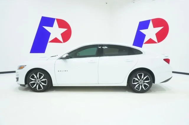 Used 2024 Summit White Chevrolet RS image 8
