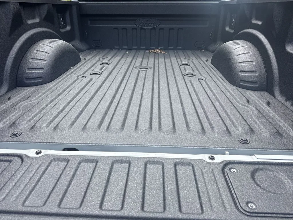 New 2026 White Ford XLT image 18