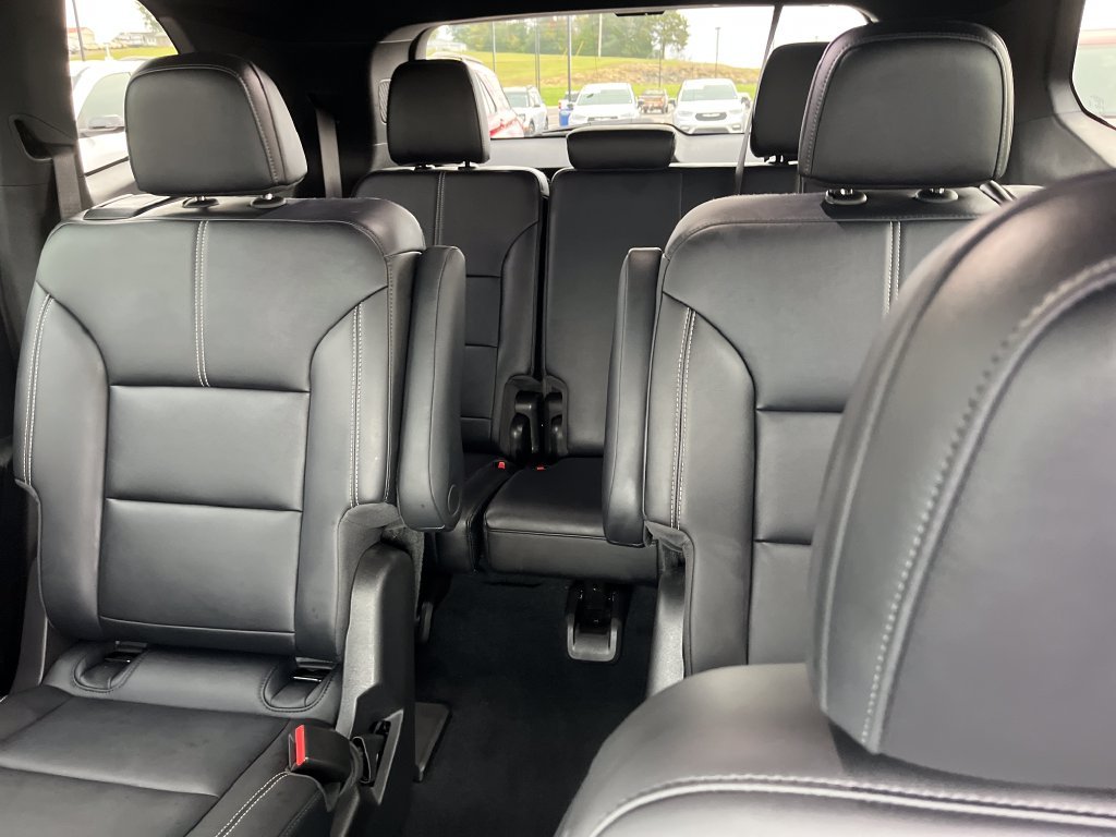 Used 2026 White GMC Elevation image 13
