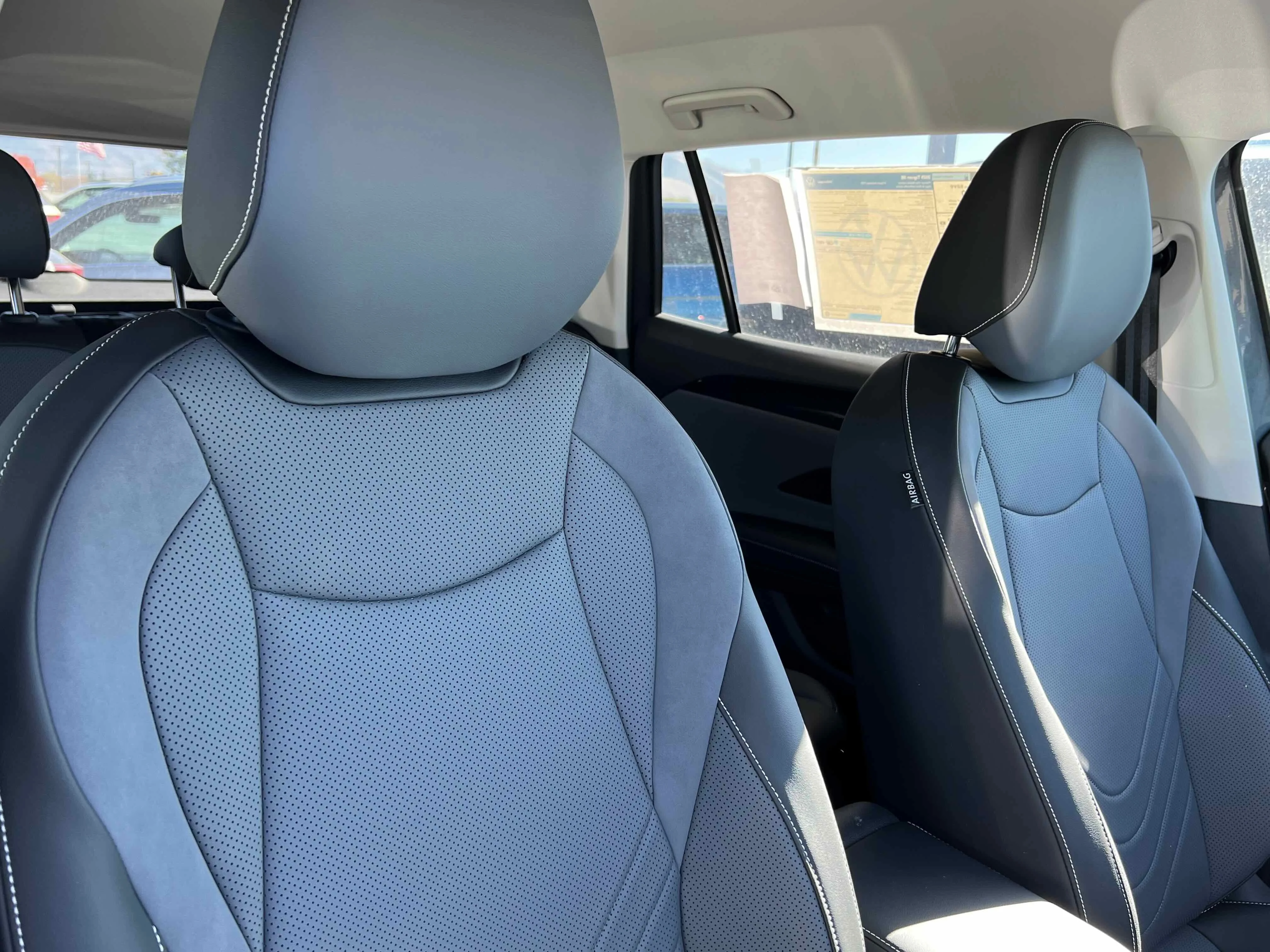 New 2025 Platinum Gray Volkswagen SE image 19