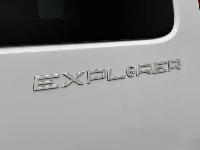 Used 2015 Summit White GMC Explorer Limited SE image 51