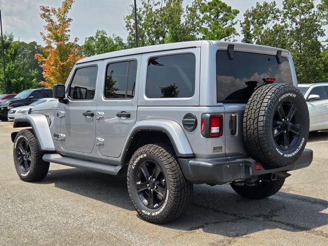 Used 2021 Silver Jeep Unlimited Sahara Altitude image 3