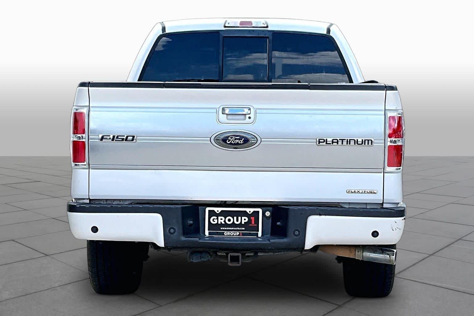 Used 2014 White Platinum Metallic Tri-Coat Ford Platinum image 4