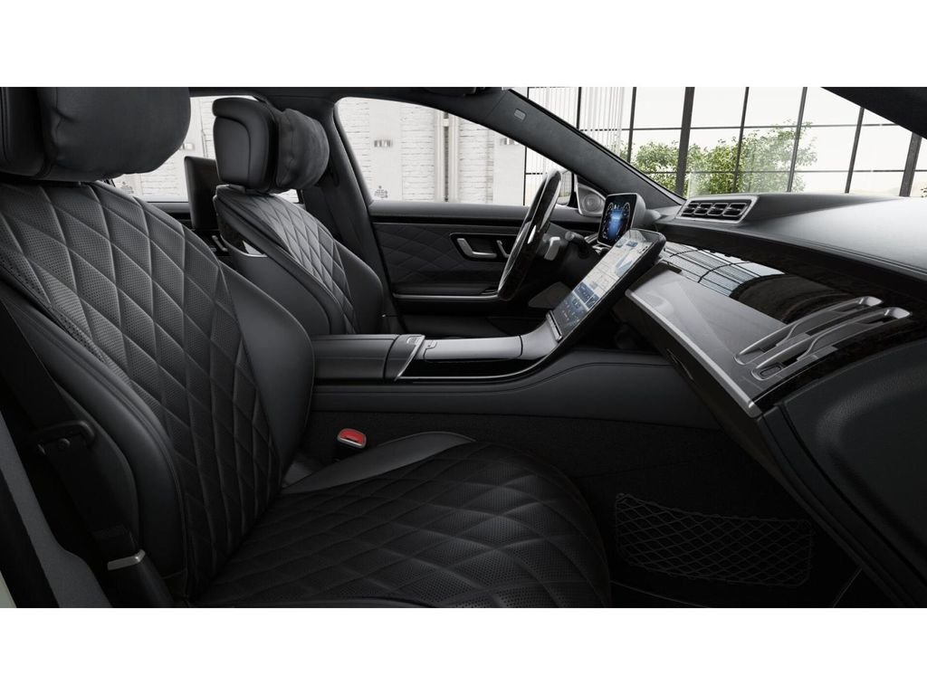 Used 2024 Moonlight White Mercedes-Benz  image 4