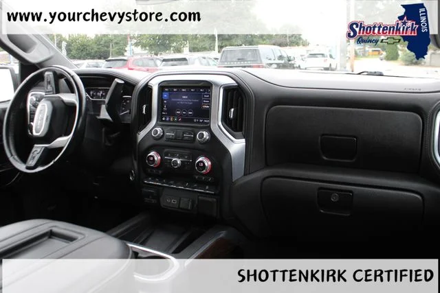 Used 2021 White GMC SLT image 17
