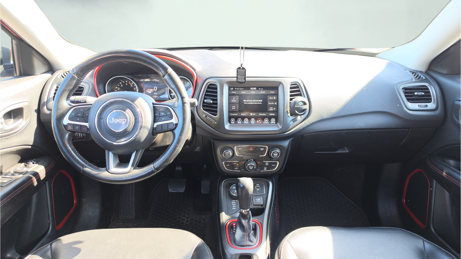 Used 2018 Redline Pearlcoat Jeep Trailhawk image 13