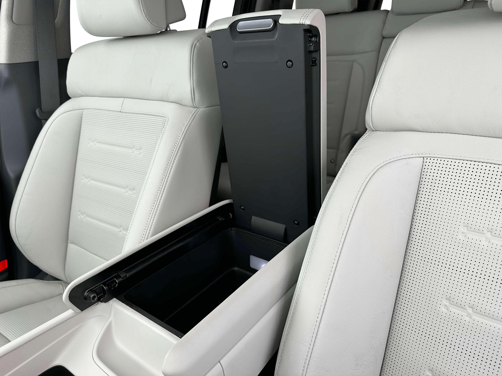 New 2024 Black Hyundai Limited AWD image 18