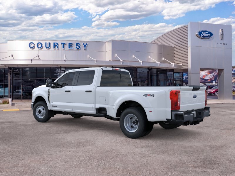 New 2026 Oxford White Ford F-350® XL image 4