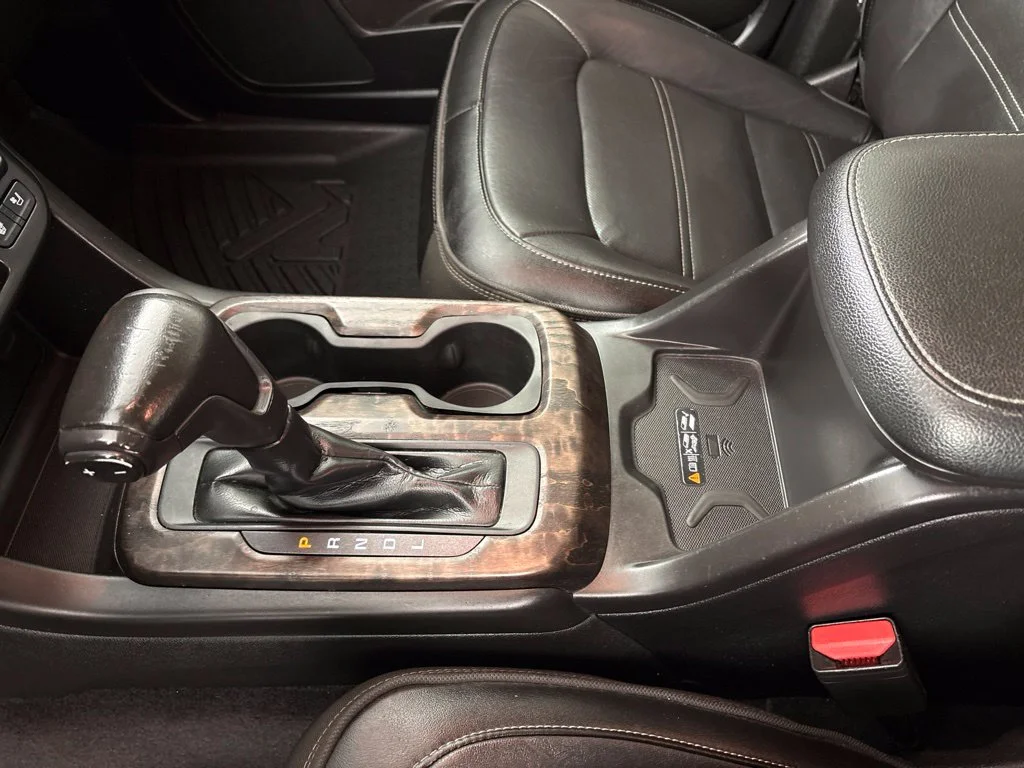 Used 2021 Green GMC Denali image 43