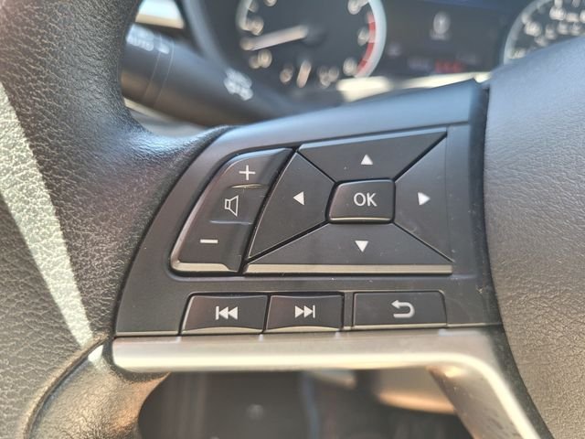 Used 2025 Black Nissan 2.5 SV image 28