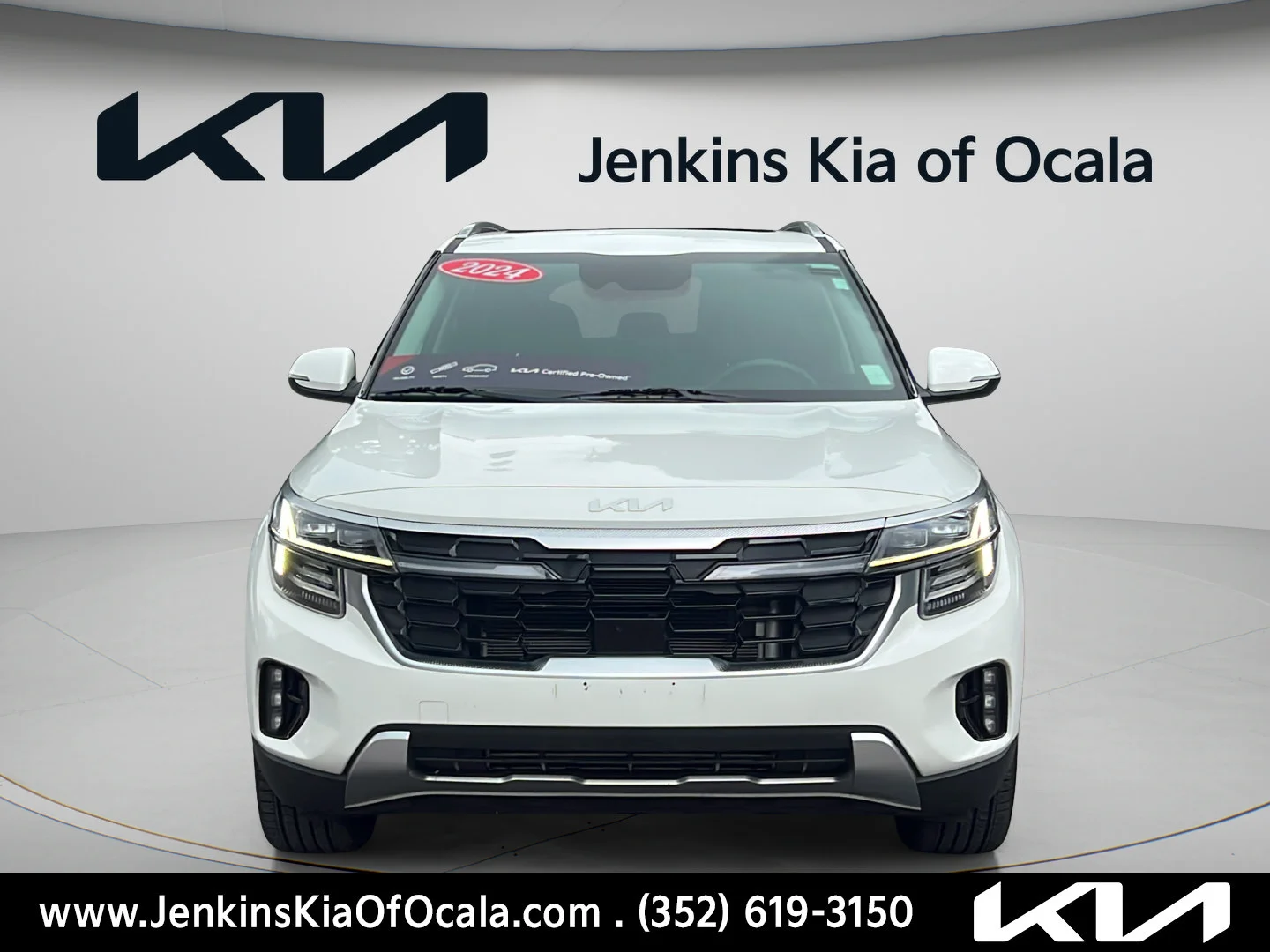 Used 2024 Snow White Pearl Kia SX image 8