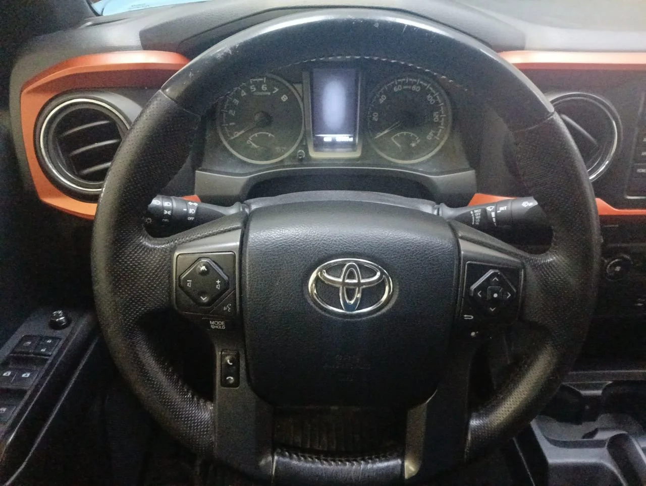 Used 2016 Inferno Toyota SR5 image 21