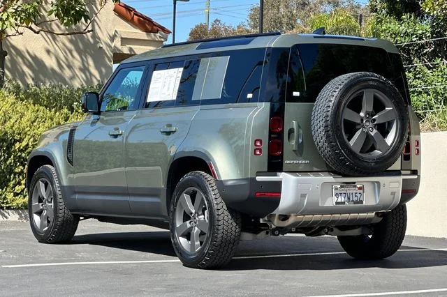 Certified Used 2025 Green Land Rover S image 3