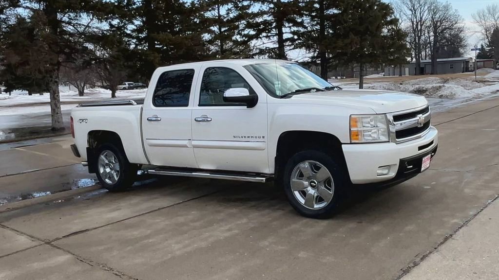 Used 2009 Chevrolet Silverado 1500 LTZ with VIN 3GCEK33389G160031 for sale in Oslo, Minnesota