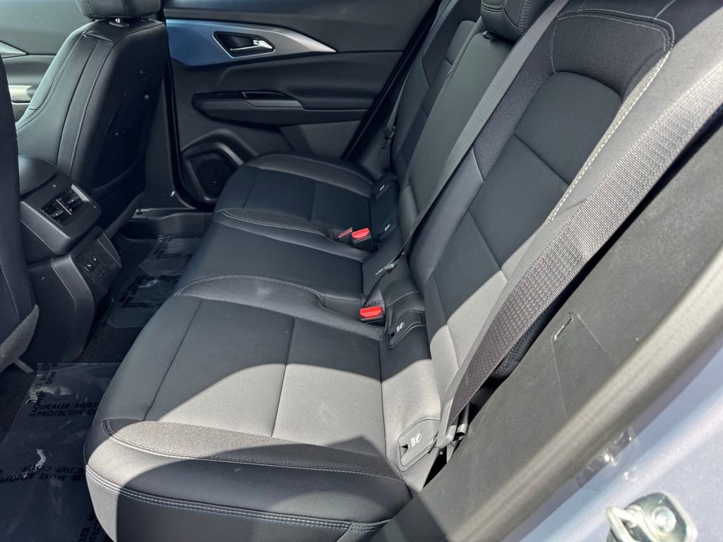 2026 Chevrolet Equinox EV 2LT - Photo 12