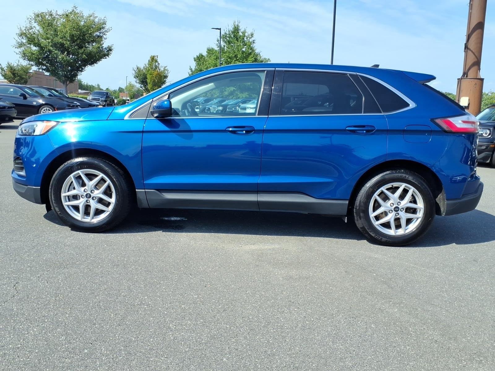 Used 2024 Atlas Blue Ford SEL image 3