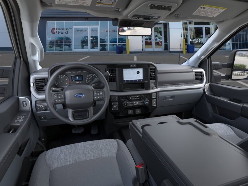 New 2026 Oxford White Ford XLT image 10