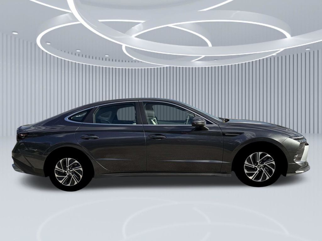 New 2026 Gray Hyundai Blue image 28