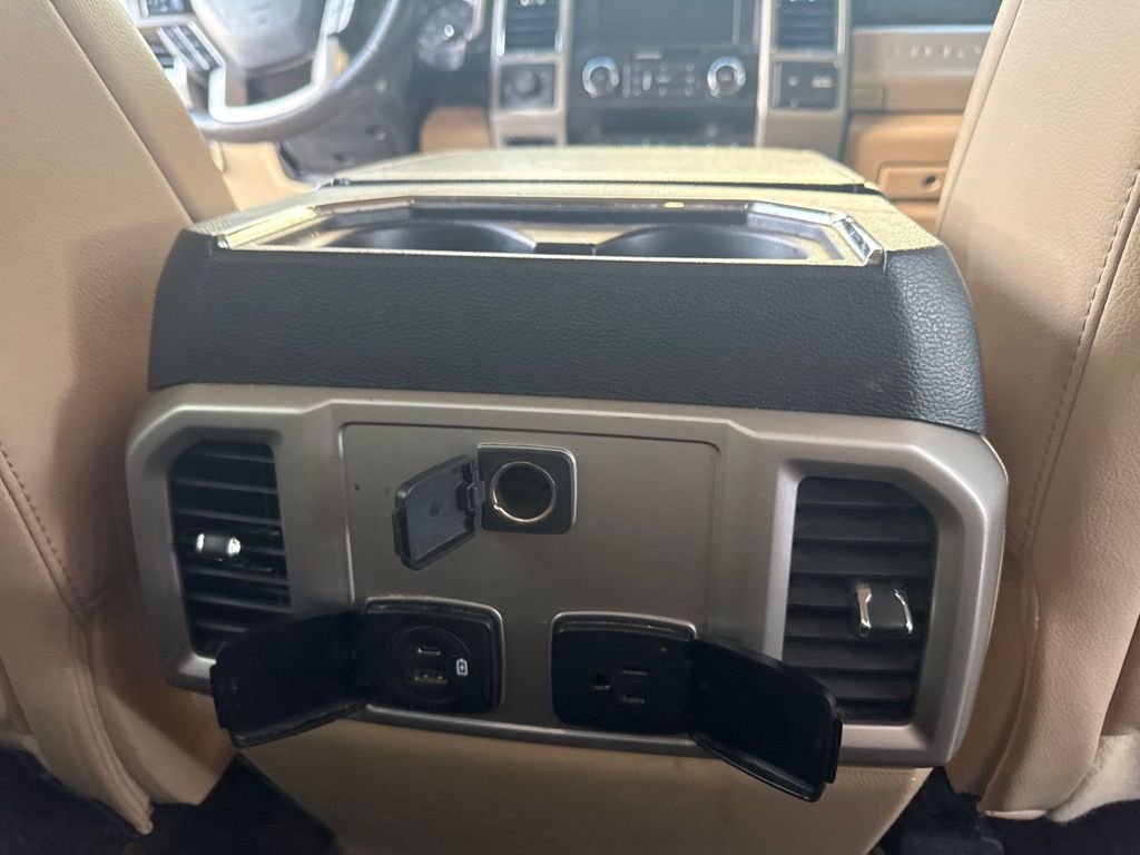 Used 2020 White Ford Lariat image 13