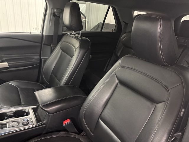 Used 2020 Red Ford XLT image 7